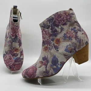 Sbicca Women's Petunias Suede Floral Ankle Booties Size 8.5M